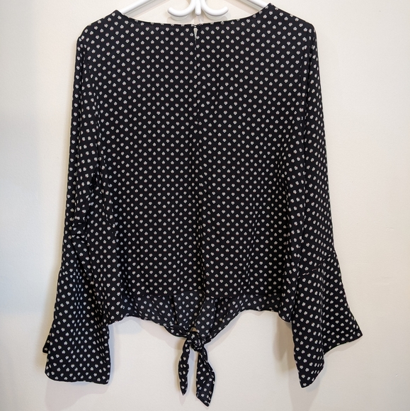 George XL Black/Pattern Blouse with Slit Sleeves - Picture 5 of 7